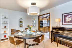 Edmond Townhome with Pool Access Near Arcadia Lake!